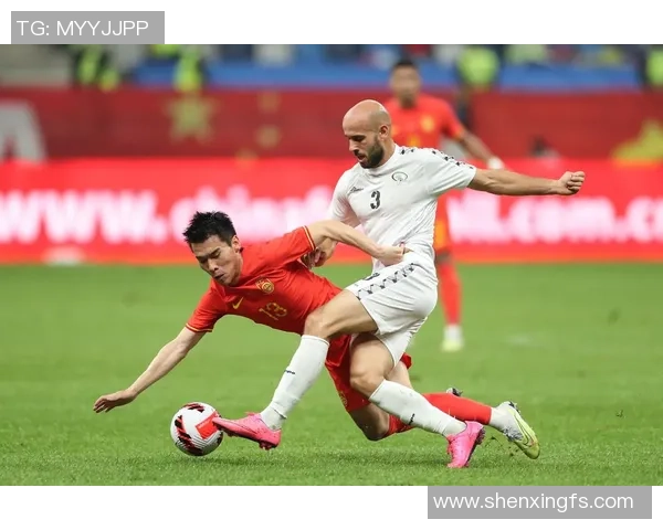 杭州中国队迎战巴勒斯坦队全力争胜展现足球魅力与团队精神